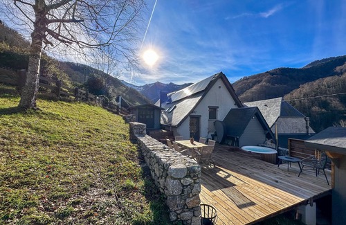 Boutx Ski Chalet | Chalet Montagne Avec Grande Terrasse et Bain Nordique à Jets