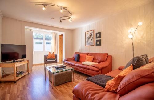 Arosa Ski Chalet | Chalet Schwarzsee by Arosa Holiday