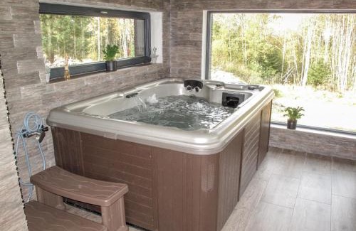 Benesov nad Cernou Ski Chalet | Chalet Srub Kuří by Interhome