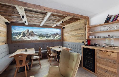 Selva dei Molini Apartment | Chalet-Suite Wiese