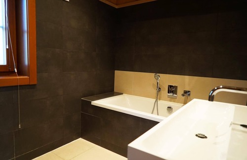 Lochem House | Chalet with 5 bedrooms and 2 bathrooms