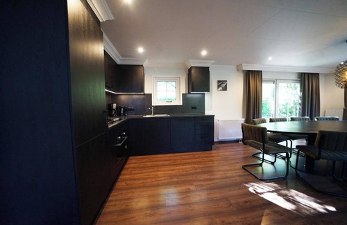 Lochem House | Chalet with 5 bedrooms and 2 bathrooms