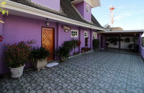Abernessia House | Chalet with panoramic city views, accommodation up to 10 people, minimum 2 nights