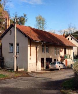 Samopse House | Chalupa pod hradem Talmberk