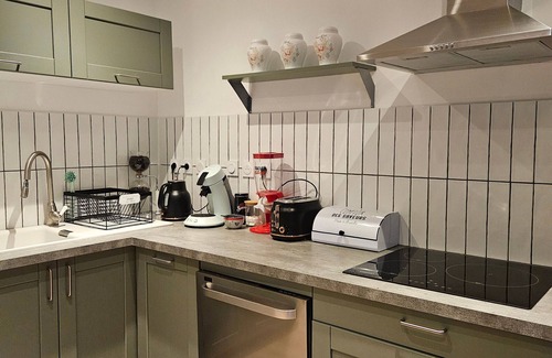 Messas Bed & Breakfast | Chambord Room with heated pool and private parking