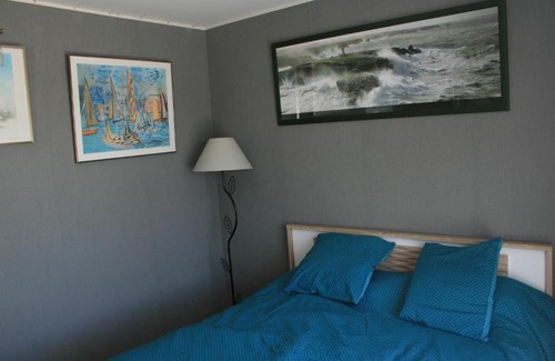 Larmor-Plage Bed & Breakfast | Chambre avec accès piscine intérieure