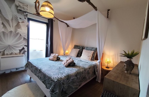 Still Bed & Breakfast | Chambre D'hôtes Avec Jacuzzi L'envol du Coquelicot