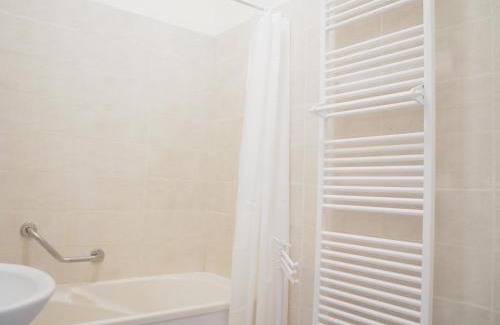Le Neufbourg Bed & Breakfast | Chambre d'Hôtes de l'Île