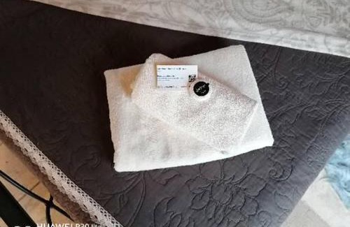 Uzech Bed & Breakfast | Chambre hotes les oiseaux