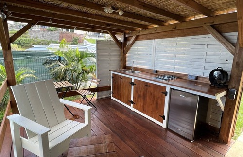 Punaauia Bed & Breakfast | Chambre Indépendante Avec Terrasse vue mer