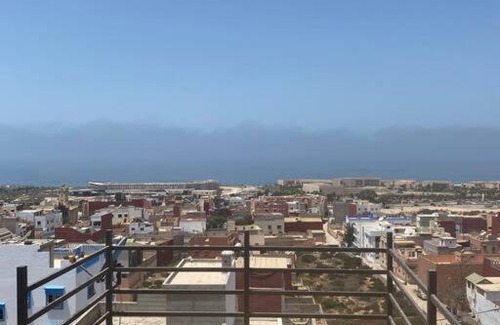 Tamrhakht Apartment | Chambre privée 2 avec salle de bain balcon cuisine partagée