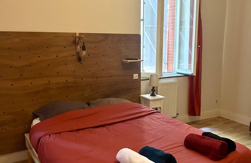 L'Isle-Jourdain House | Chambres à Louer Face au Parc de la Marquise