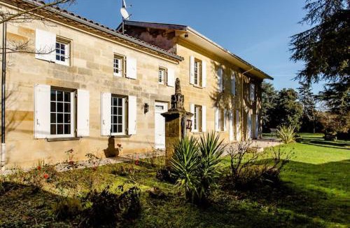 Sainte-Terre Bed & Breakfast | Chambres d'hôtes de charme au REFUGE DU PEINTRE prés de St Emilion