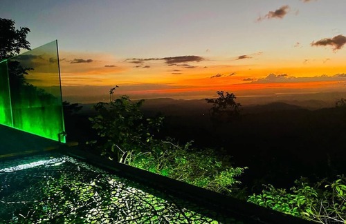 Monteverde Apartment | chameleon suite Monteverde Puntarenas, panoramic views.