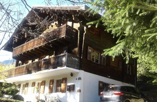 Champery Apartment | Champéry (CH) winter/summer, confort apart. 4-5p. in wooden chalet, superb view!
