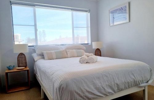 Tuncurry Apartment | Champagne Court 07