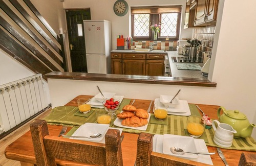 Haworth Cottage | CHANGEGATE COTTAGE, pet friendly, with a garden in Haworth