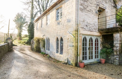Chalford Cottage | CHAPEL COTTAGE, pet friendly in Chalford, Gloucestershire