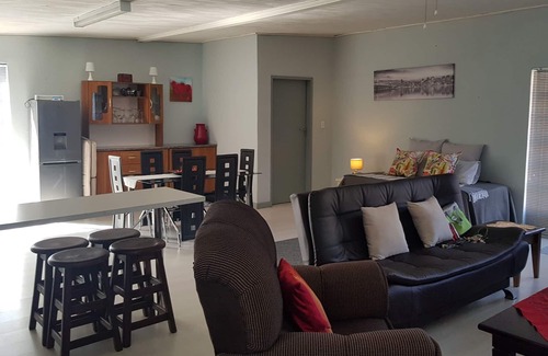 Montana Park Cottage | Chapter One Overnight Cottage is a spacious and private self-catering cottage