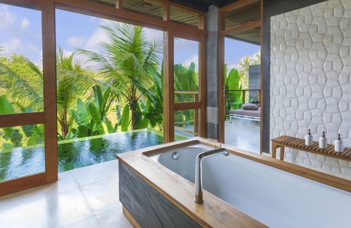 Sambahan Hotel | Chapung Sebali