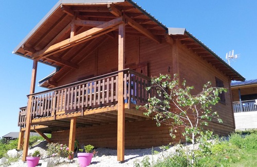 Saint-Laurent-en-Grandvaux Ski Chalet | Charming chalet in the mountains