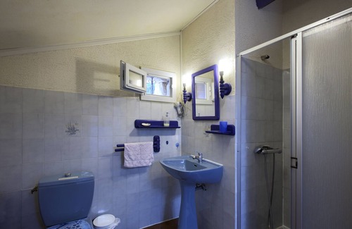 Puisseguin House | Character bed and breakfast in the vineyards, 13 km from Saint-Emilion