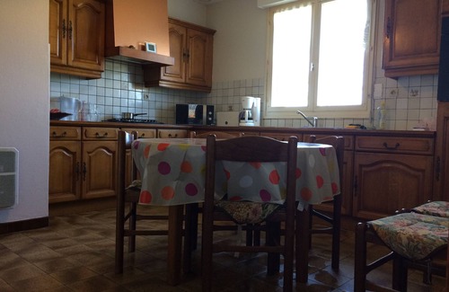 Landehen House | Character family home in the countryside 10 pers. 20 minutes from the coast