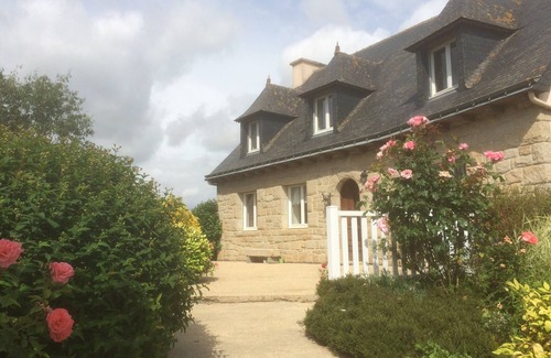 Landehen House | Character family home in the countryside 10 pers. 20 minutes from the coast