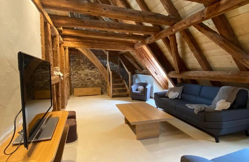 Gueberschwihr House | CHARACTER GITE with TERRACE and GARDEN, SPACIOUS and QUIET