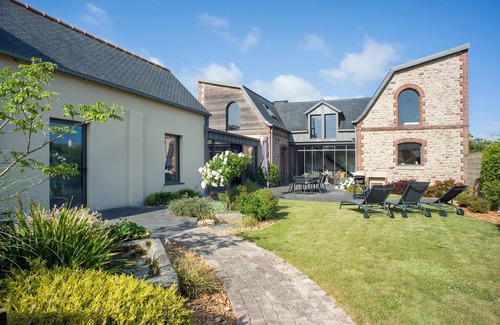 Paimpol House | Character house downtown 300m from the port and 700m from the beach