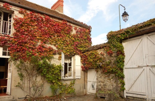 Villiers-sous-Grez House | Character property in village near Fontainebleau and INSEAD.