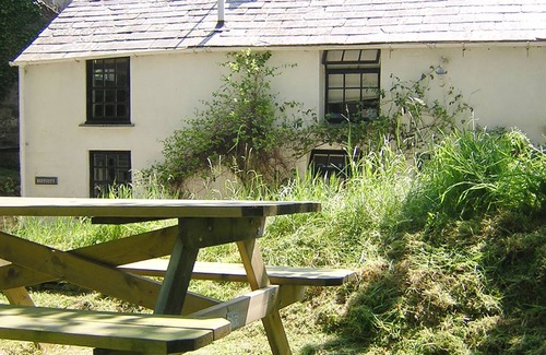 St Teath Cottage | Characterful Cottage near Port Isaac & Polzeath - Fibre Wifi.