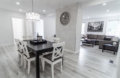 Niagara-on-the-Lake Cabin | Chardonnay Cottage En-Suites - Niagara-on-the-Lake