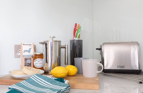 London City Centre Apartment | Charing Cross | Embankment | Trafalgar Square | Bright & Quiet | ZONE 1