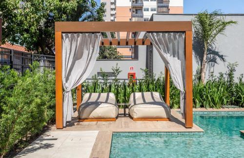 Partenon Apartment | Charlie Connect PUC