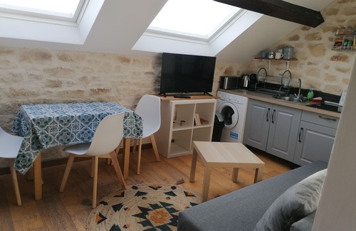 Echarcon Apartment | Charm of the stone.