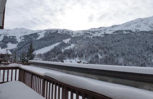 Meribel Centre Apartment | Charmant 2 pièces au centre de Méribel avec balcon et WiFi - FR-1-411-872