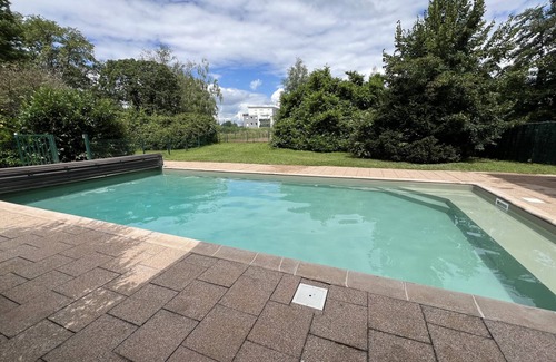 La Walck House | Charmante Demeure Piscine au Calme - Parc/Tennis