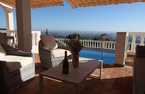 Aldeia Villa | Charmante Villa Nichée sur les Hauteurs Avec Fabuleuse vue mer Panoramique