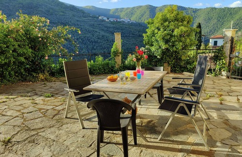 Tavole House | Charmantes Landhaus mit Pool und Großer Terrasse