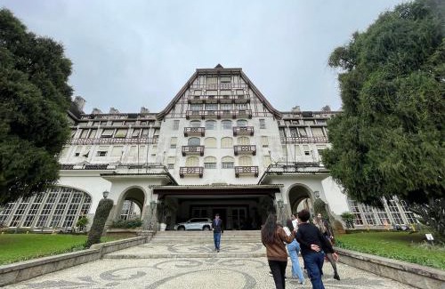 Quitandinha Apartment | Charme e aconchego no Palácio Quitandinha