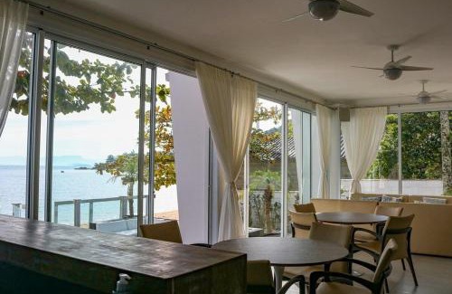 Florianopolis House | Charme, pôr do sol, praia privada. Exclusividade.