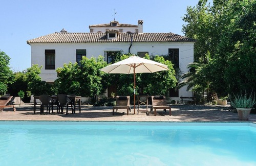 Churriana de la Vega Cottage | Charming rural house with swimming pool 3 km from the city of Granada. Parking