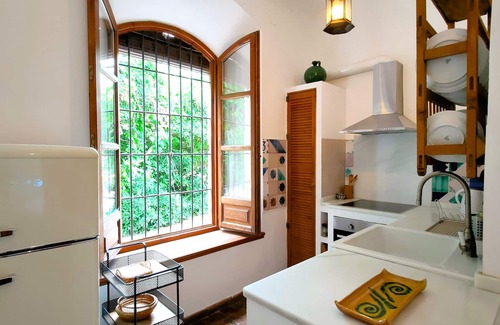 Churriana de la Vega House | Charming rural house with swimming pool 3 km from the city of Granada. parking