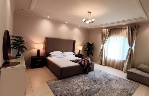 Muscat House | Charming 3-bedroom villa with WiFi and AC The Park Villas MSQ