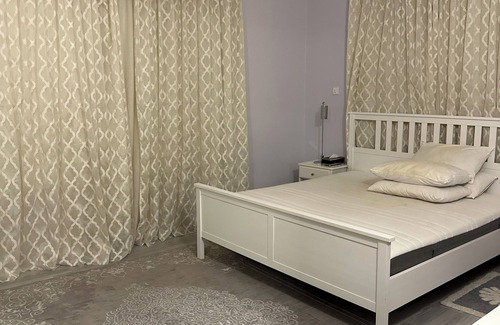 Taif Villa | Charming 3-bedroom villa in enchanting At Taif with WiFi, AC