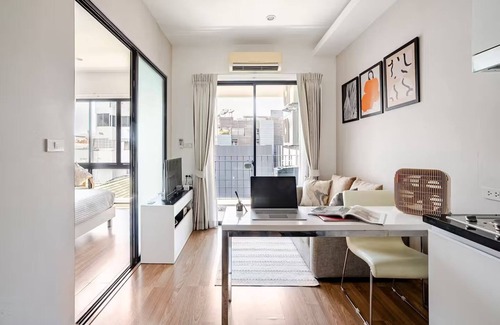 Nimman Apartment | Charming 1-bedroom apartment in fantastic Chiang Mai with AC, WiFi