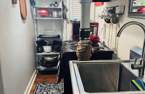 Upper Marlboro House | Charming 1-bedroom house in awesome Upper Marlboro with AC