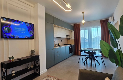 Mamaia-Sat Apartment | Charming 1-bedroom apartment in marvelous Mamaia-Sat with AC, fitness room