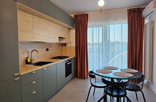 Mamaia-Sat Apartment | Charming 1-bedroom apartment in marvelous Mamaia-Sat with AC, fitness room